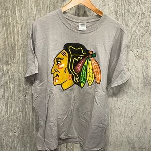 Chicago Blackhawks Gray Short Sleeve T-shirt- Large